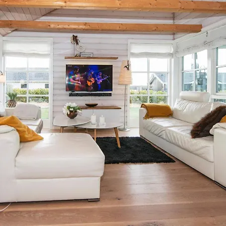 Semesterbostad Fantastic Holiday In Jutland With Whirlpool *